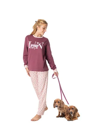 Pijama invierno mujer color burdeos modelo DOG